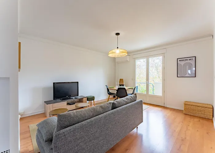 Le Bel Albi T3 Equipe & Wifi Debit تولوز